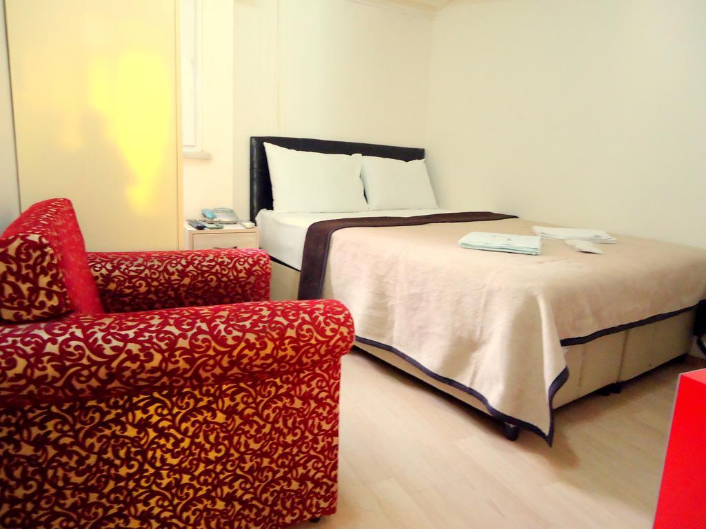 Simge Hotel Istanbul Exterior photo